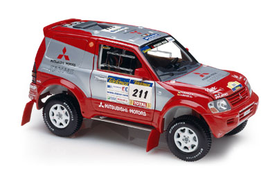Solido 902204 MITSUBISHI PAJERO DAKAR 2004 1/18 Miniatures Solido 902204 MITSUBISHI PAJERO DAKAR 2004 1/18 Miniatures
