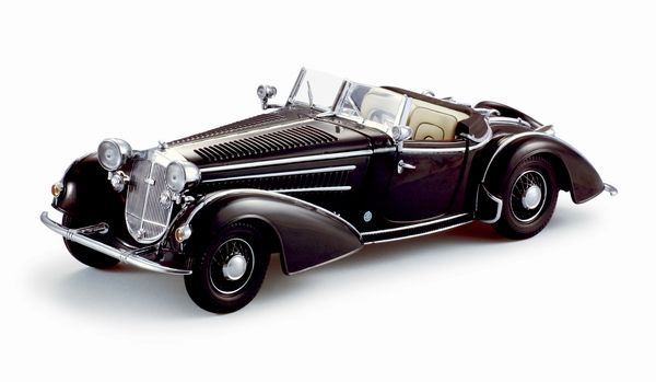 Sunstar 2401 HORCH 855 Roadster 1939 Miniatures 1:18