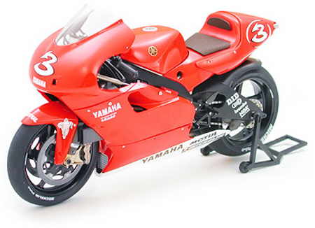 YAMAHA YZR 500 USINE 2001