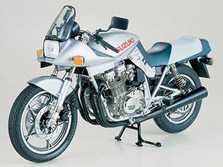 Tamiya 16025 SUZUKI GSX 1100 S KATANA Maquettes 1:6 Tamiya 16025 SUZUKI GSX 1100 S KATANA Maquettes 1:6