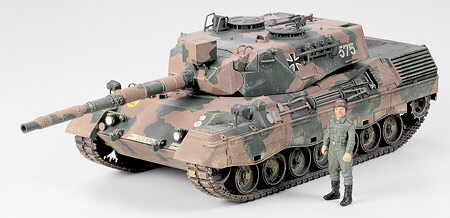 LEOPARD A4 + FIGURINE