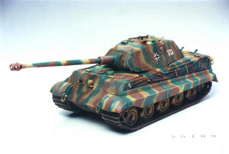 KING TIGER T PORSCHE + 1 FIGURINE