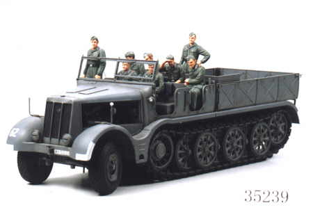 Tamiya 35239 HALF TRACK LOURS 18T FAMO Maquettes 1:35 Tamiya 35239 HALF TRACK LOURS 18T FAMO Maquettes 1:35