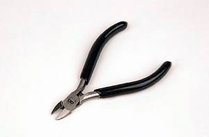 PINCE COUPANTE