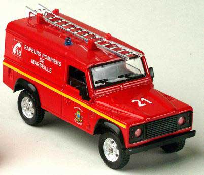 LAND ROVER 110