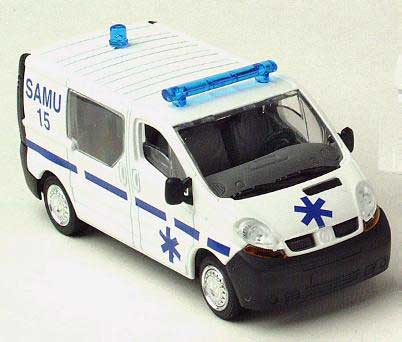 Verem 290 RENAULT TRAFIC AMBULANCE Miniatures 1:43