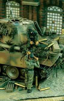 EQUIPAGE TANK ALLEMAND 2 FIGURINES